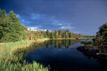 Auch Salzwasser kann aussehen wie ein Mecklenburger See. Wie in Mecklenburg